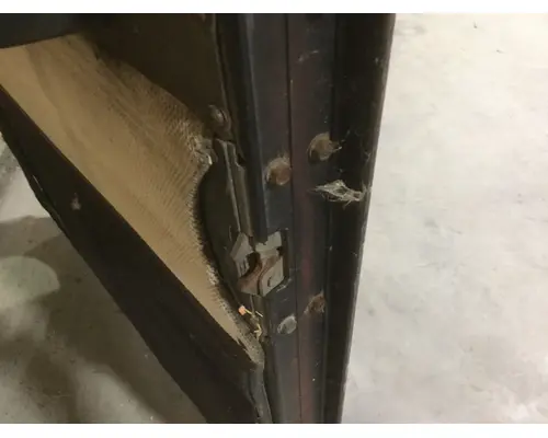 PETERBILT MISC DOOR-FRONT