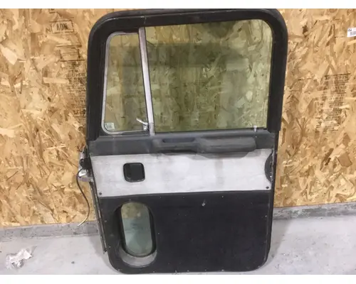 PETERBILT MISC DOOR-FRONT