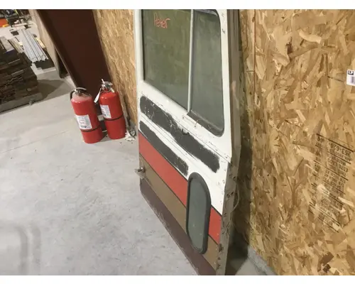 PETERBILT MISC DOOR-FRONT