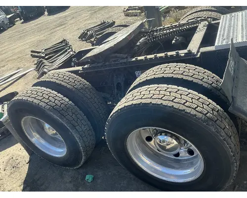PETERBILT New Low Air Leaf Tandem Cutoffs