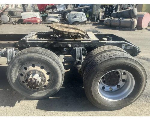 PETERBILT New Low Air Leaf Tandem Cutoffs