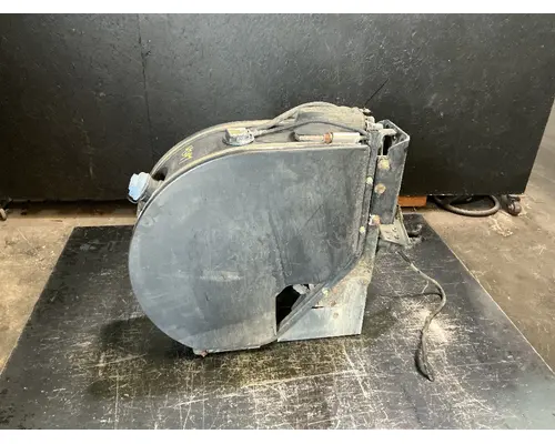 PETERBILT T680 DEF Tank