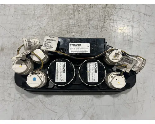 PETERBILT VARIOUS PETERBILT MODELS Instrument Cluster