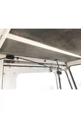 PETERBILT YT 30 Body, Misc. Parts