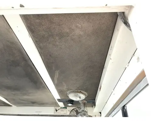 PETERBILT YT 30 Body, Misc. Parts