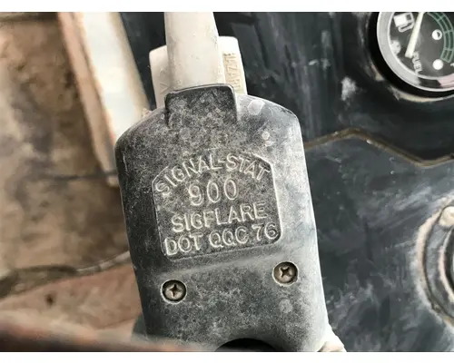 PETERBILT YT 30 Body, Misc. Parts