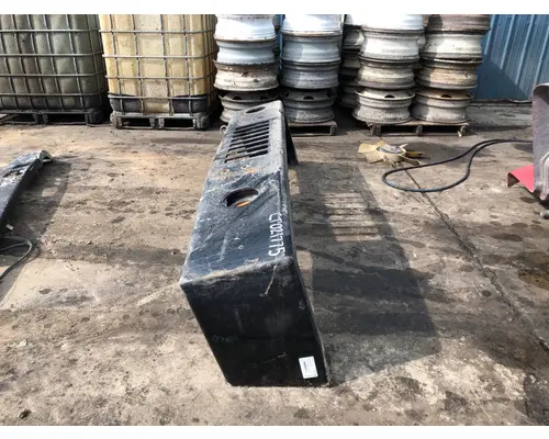 PETERBILT YT 30 Bumper Assembly, Front