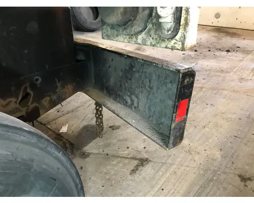 PETERBILT YT 30 Bumper Assembly, Front