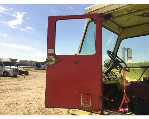 PETERBILT YT 30 Cab Assembly
