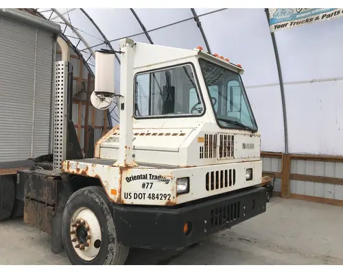 PETERBILT YT 30 Cab Assembly