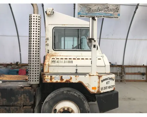 PETERBILT YT 30 Cab Assembly