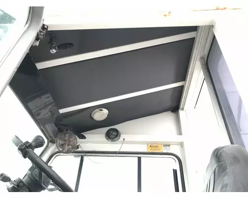 PETERBILT YT 30 Cab Assembly