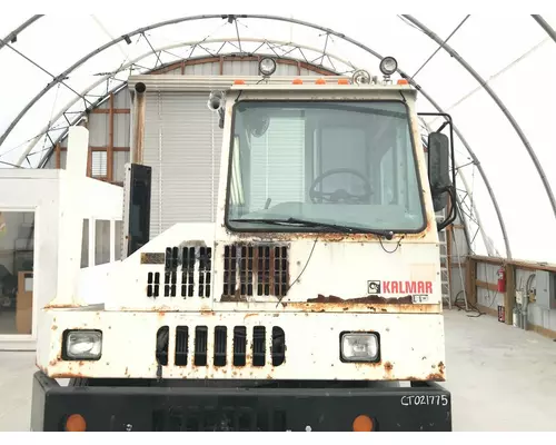 PETERBILT YT 30 Cab Assembly