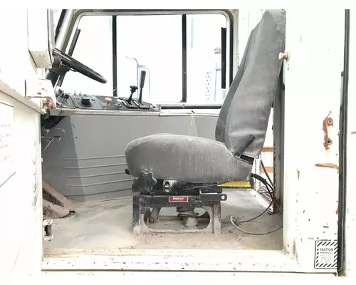PETERBILT YT 30 Cab Assembly