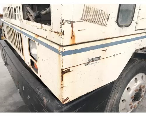 PETERBILT YT 30 Cab Assembly
