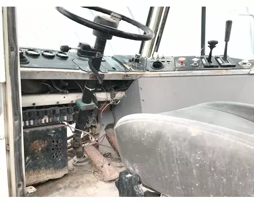 PETERBILT YT 30 Cab Assembly