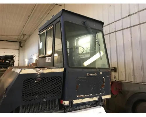 PETERBILT YT 30 Cab Assembly