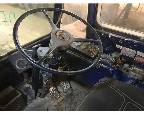 PETERBILT YT 30 Cab Assembly