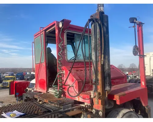 PETERBILT YT 30 Cab Assembly
