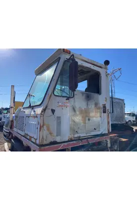 PETERBILT YT 30 Cab Assembly