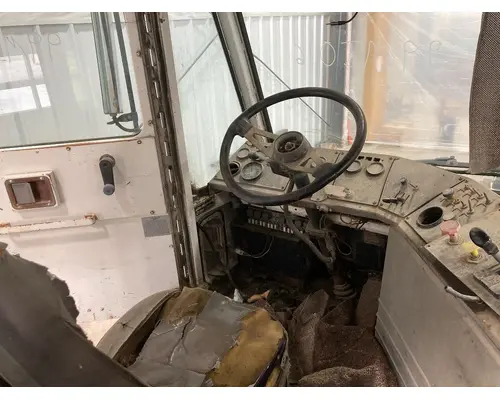 PETERBILT YT 30 Cab Assembly