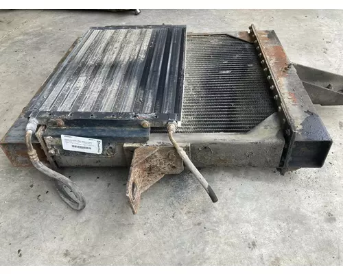 PETERBILT YT 30 Cooling Assembly. (Rad., Cond., ATAAC)