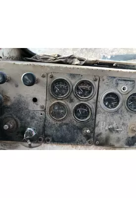 PETERBILT YT 30 Dash Assembly