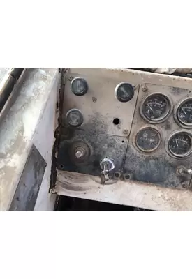 PETERBILT YT 30 Dash Assembly