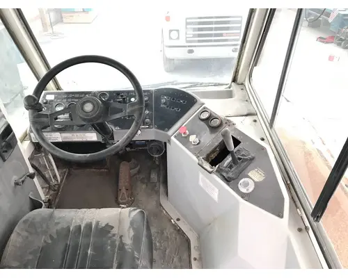 PETERBILT YT 30 Dash Assembly