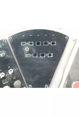 PETERBILT YT 30 Dash Assembly