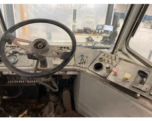 PETERBILT YT 30 Dash Assembly