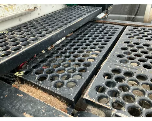 PETERBILT YT 30 Deckplate