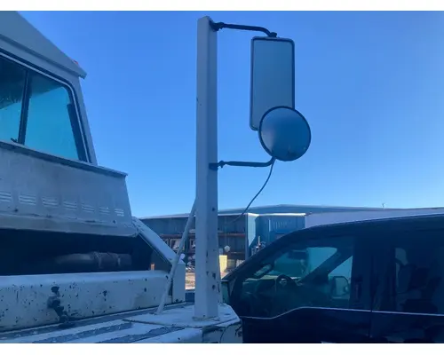 PETERBILT YT 30 Door Mirror