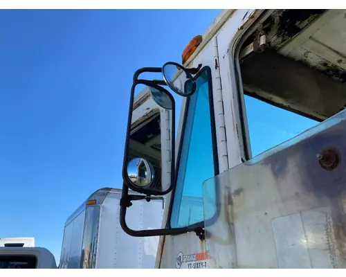PETERBILT YT 30 Door Mirror