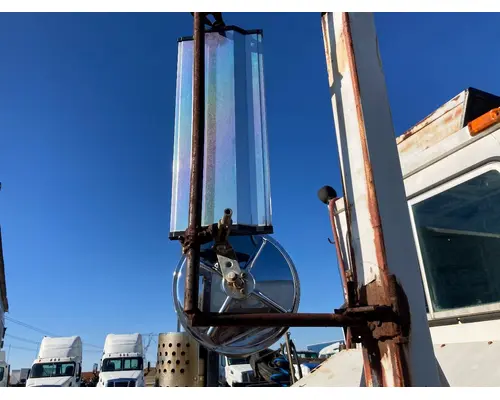 PETERBILT YT 30 Door Mirror
