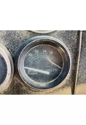 PETERBILT YT 30 Instrument Cluster