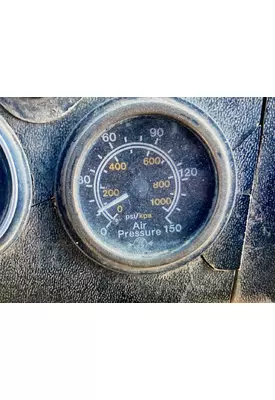 PETERBILT YT 30 Instrument Cluster