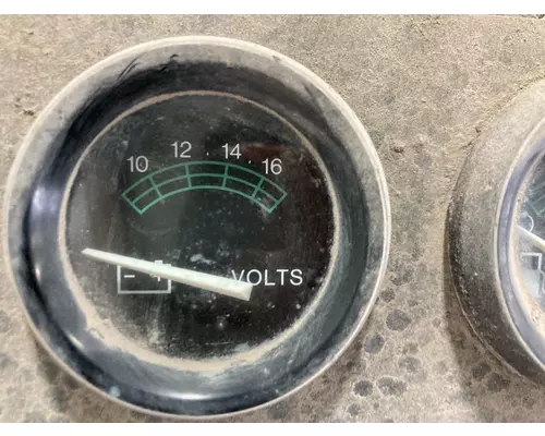 PETERBILT YT 30 Instrument Cluster