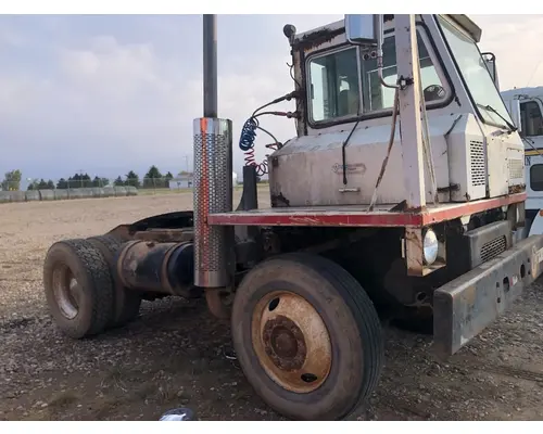 PETERBILT YT 30 Muffler Shield