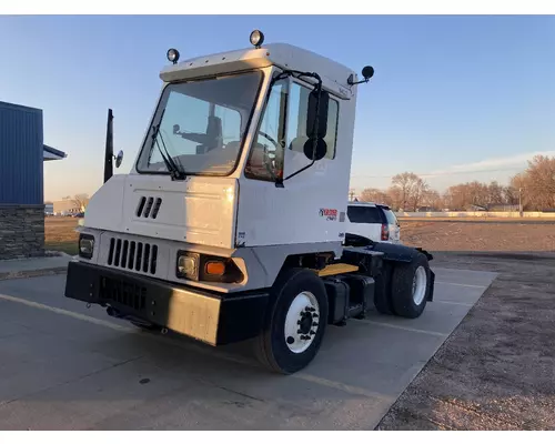 PETERBILT YT 30 Truck