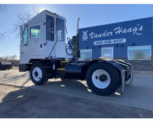 PETERBILT YT 30 Truck