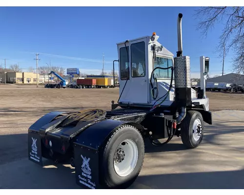 PETERBILT YT 30 Truck