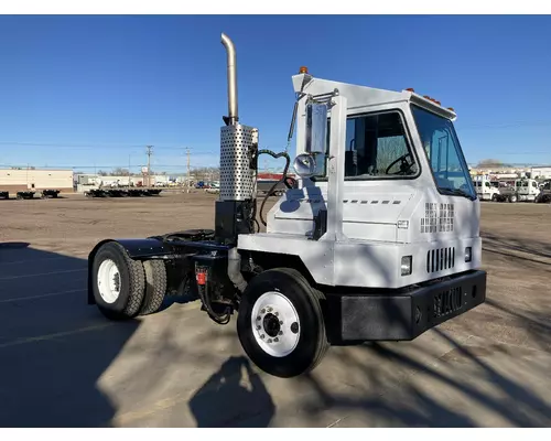 PETERBILT YT 30 Truck