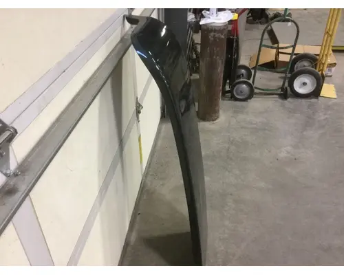 PETERBILT misc CAB EXTENDER