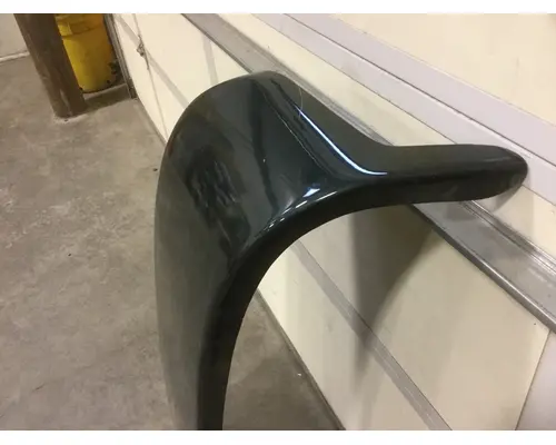 PETERBILT misc CAB EXTENDER