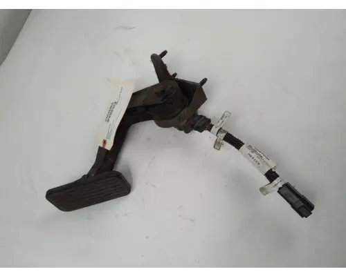 PETERBILT  ACCELERATOR PARTS