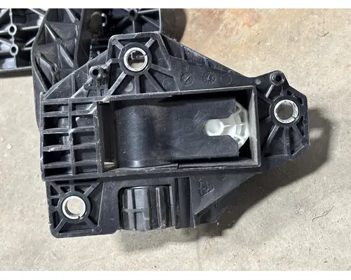 PETERBILT  Accelerator Parts