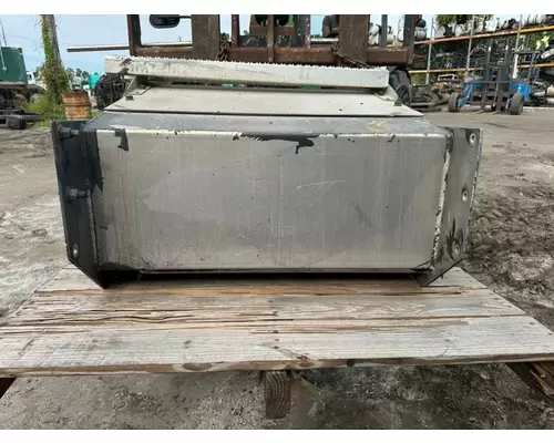 PETERBILT  Battery Box