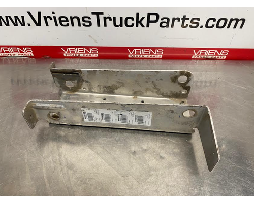 PETERBILT  Brackets, Misc.