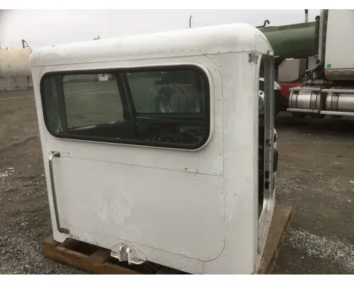 PETERBILT  CAB ASSEMBLY